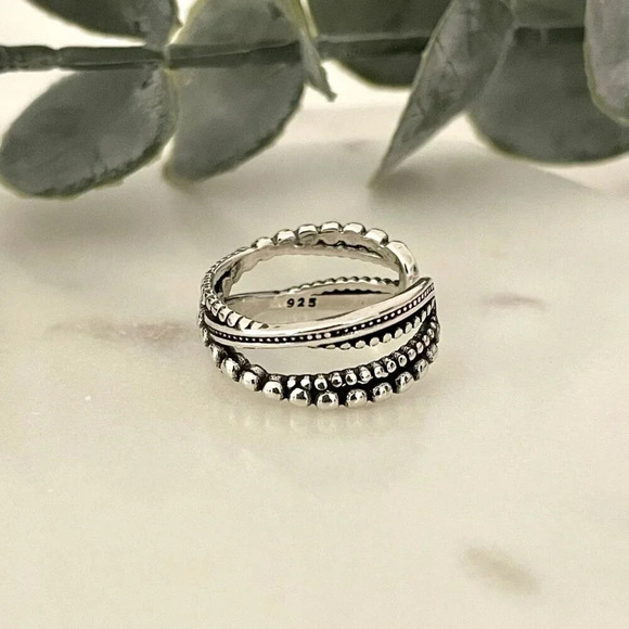925 Sterling Silver Minimalist Twist Bead Ring Stackable Dainty Ring - Picture 4 of 5
